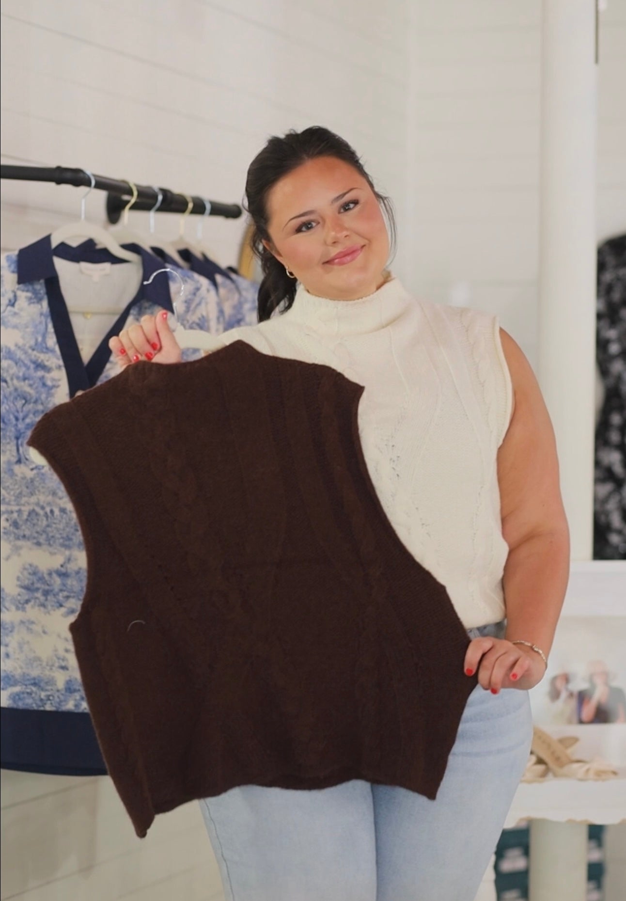 Lucy Sweater, BRW & CRM