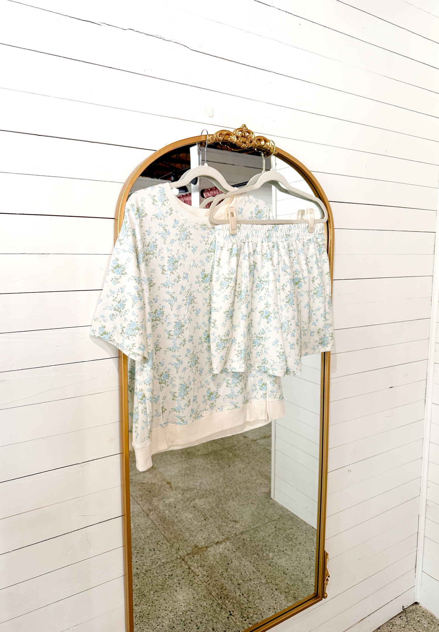 Millie Set, WHITE